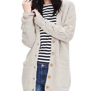 Women -BR cable sleeve long cardigan beige sweater, size: M, like new.